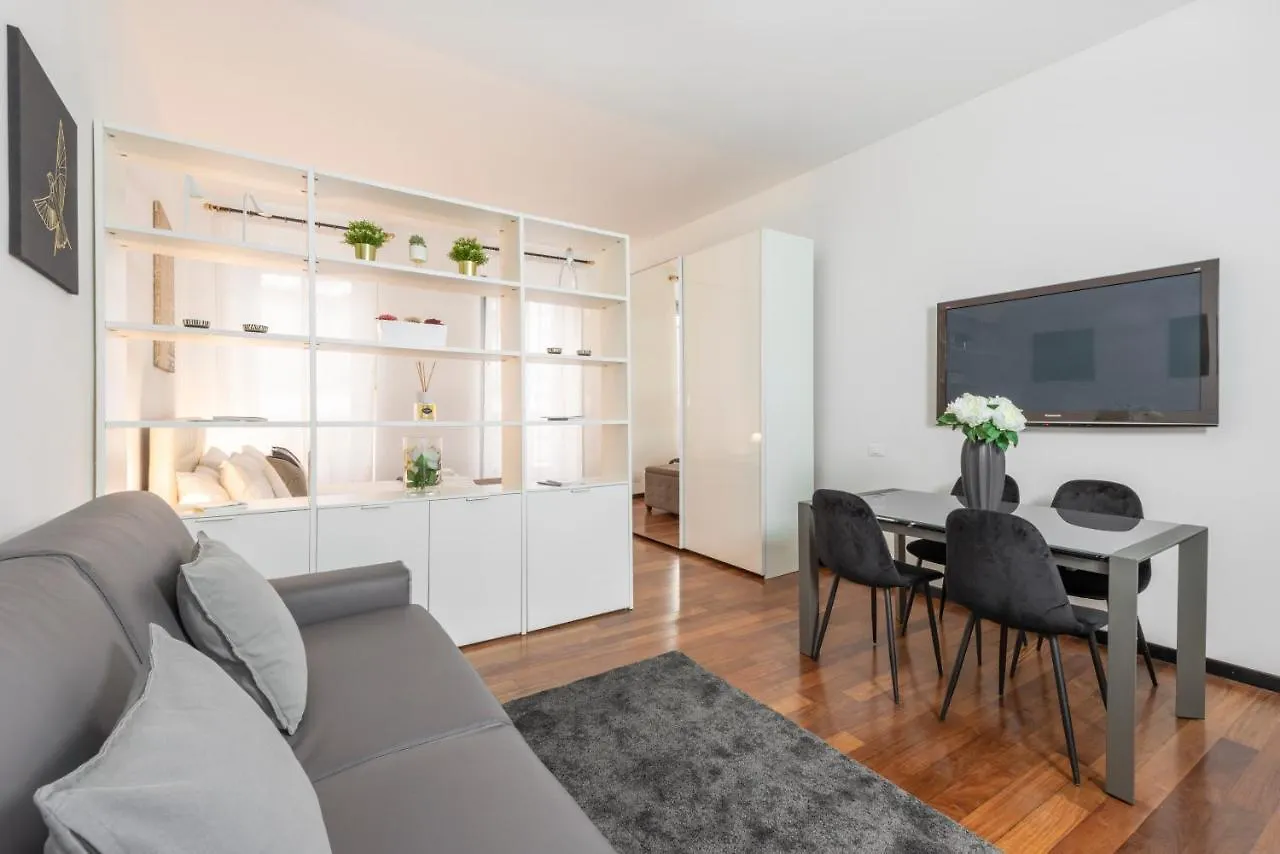 Milan Royal Suites - Centro Brera 0*,