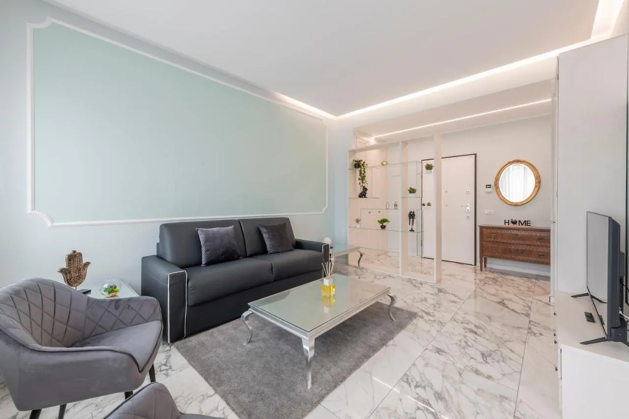 Milan Royal Suites - Centro Brera Appartement