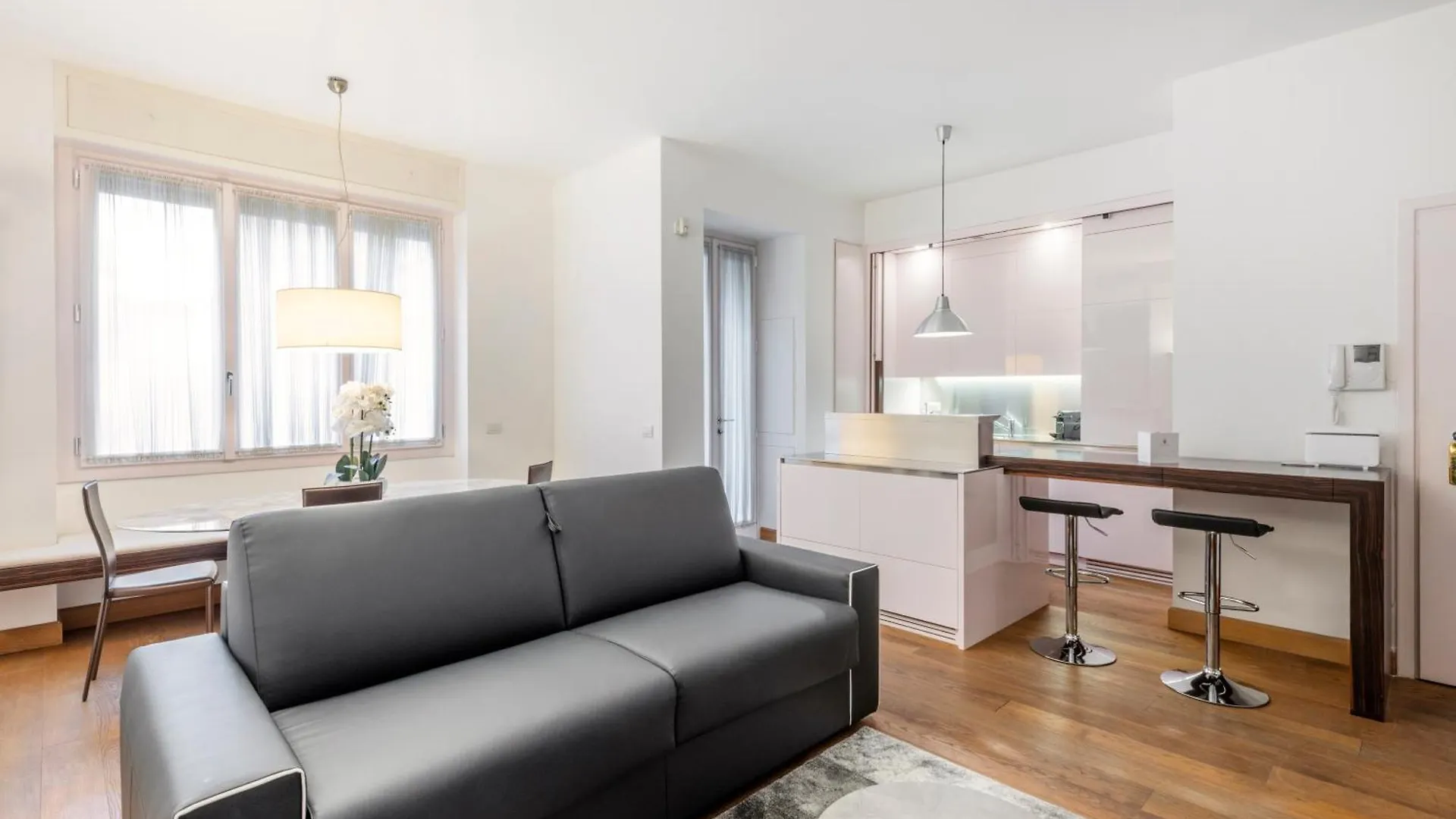 Milan Royal Suites - Centro Brera 0*,