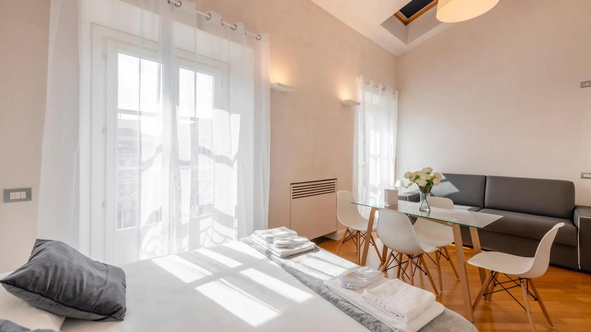 Milan Royal Suites - Centro Brera Appartement